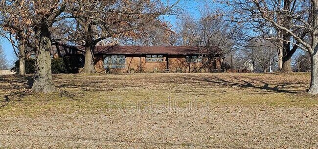 Photo - 3415 Old Lake Rd