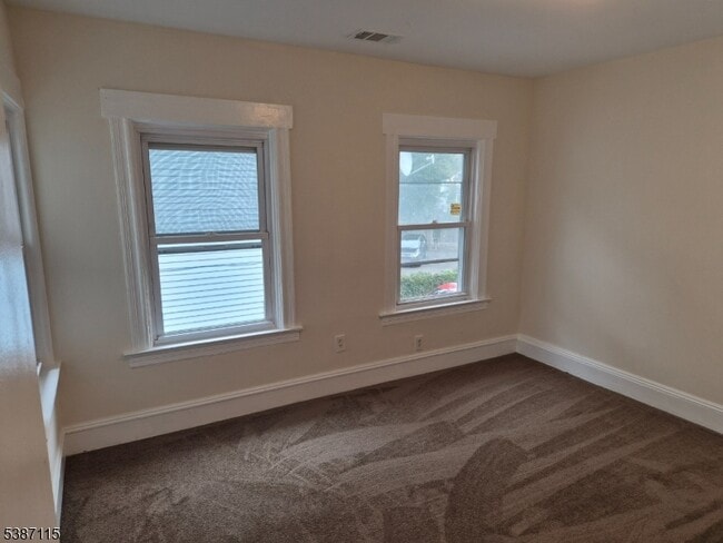 Photo - 510 E 7th St