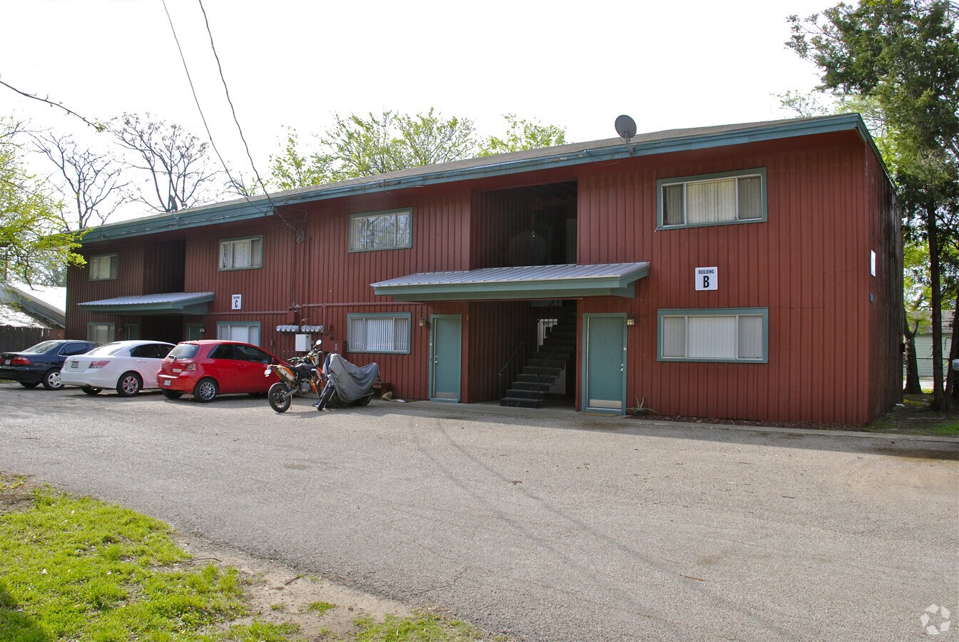 Photo - 804 N Locust St