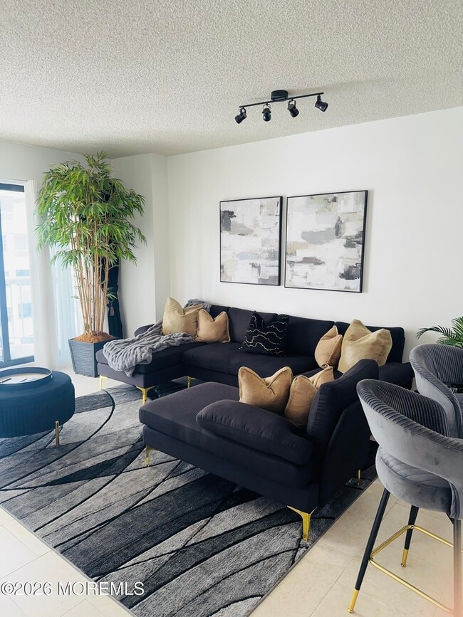 Photo - 3101 Boardwalk Unit 2802-A