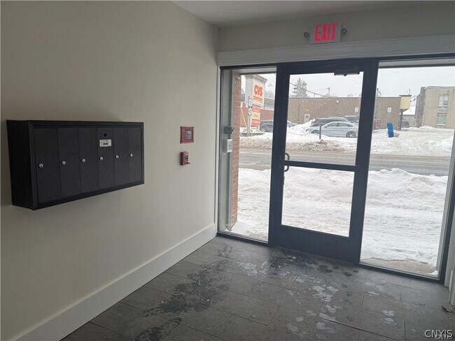 Photo - 109 Main St