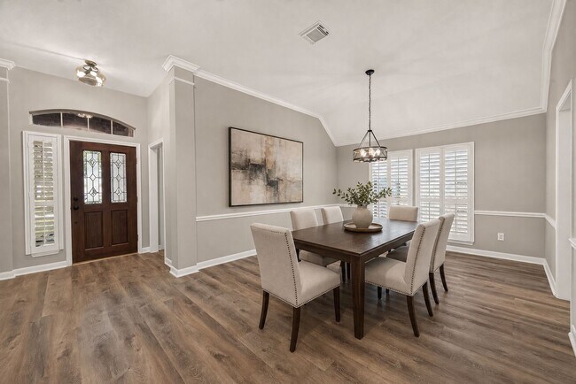 Photo - 1527 Lake Pauline Ct