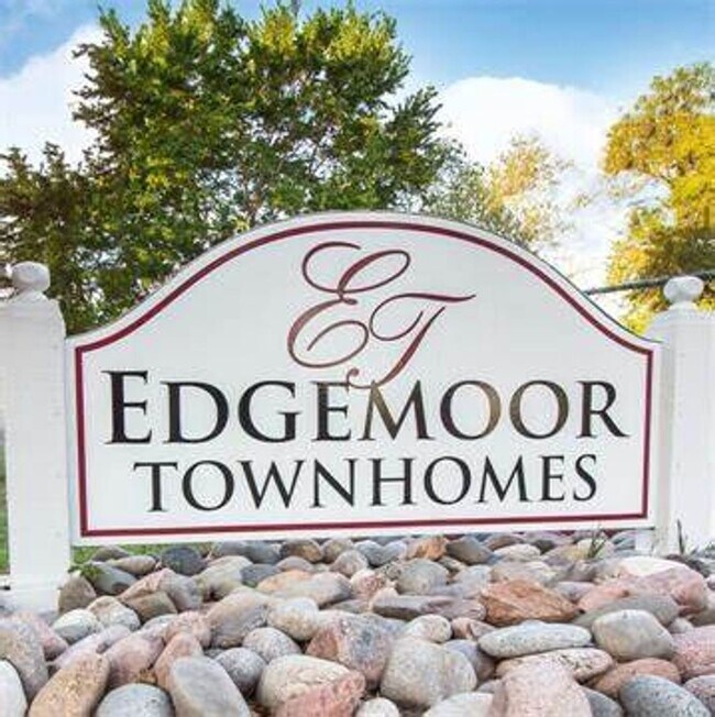 Photo - Edgemoor Townhomes