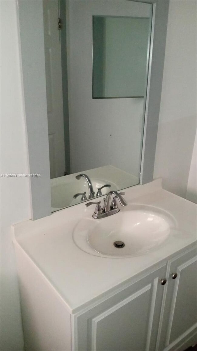 Building Photo - 1841 Cleveland St Unit 1-4