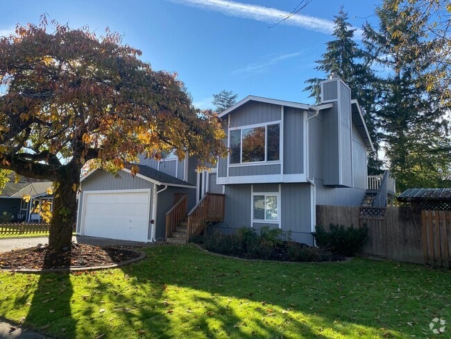 Building Photo - 4bd/1.75ba Carnation House
