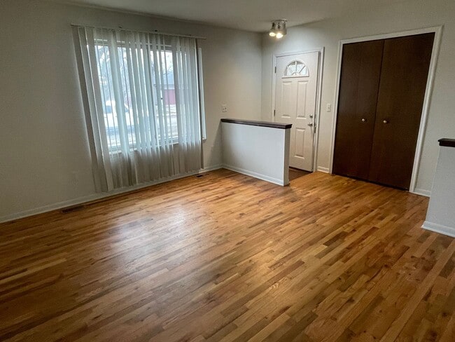 Photo - Fraser - 3 Bedroom Ranch with basement and garage.  Immediate Occupancy!