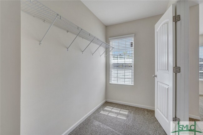 Photo - 214 Cromer St Townhome