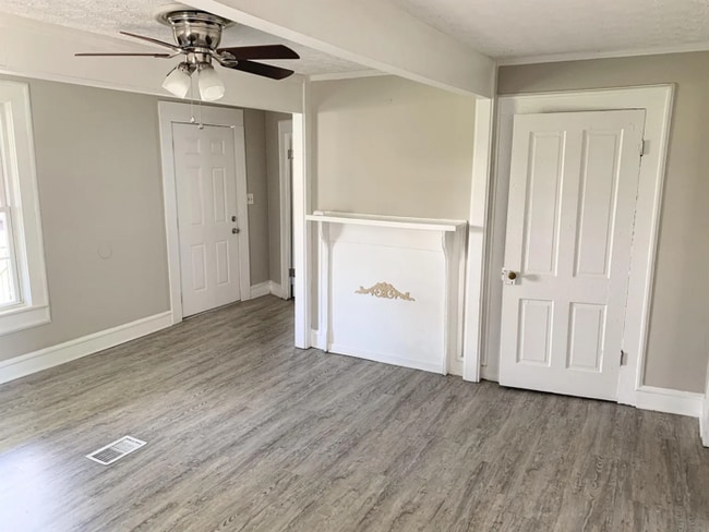 Photo - Stylish Downtown Retreat in the Heart of G...