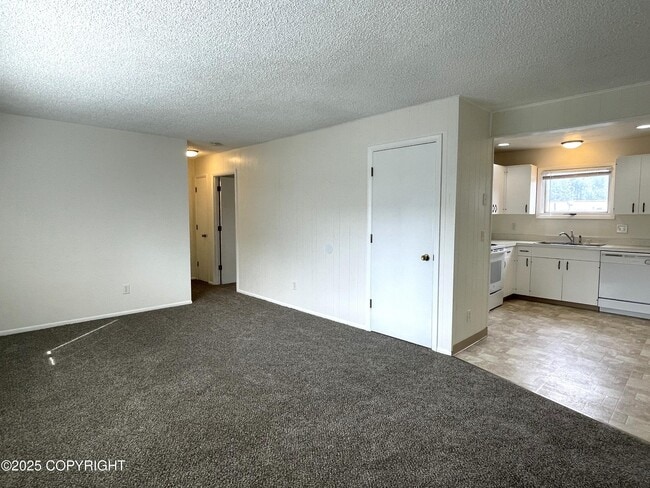 Building Photo - 2746 W 42nd Ave Unit #4 Rental