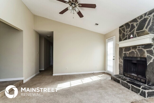 Photo - 2070 Corners Cir