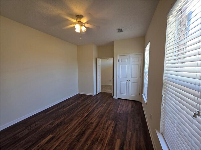 Photo - 9400 Bristlecone Dr