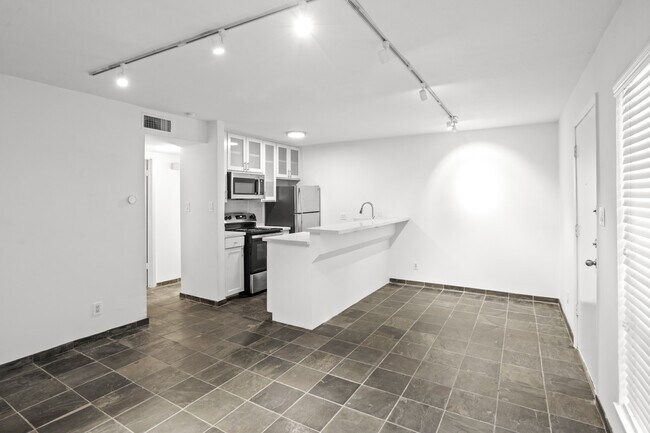 Photo - 3602 Garrott St Unit 11