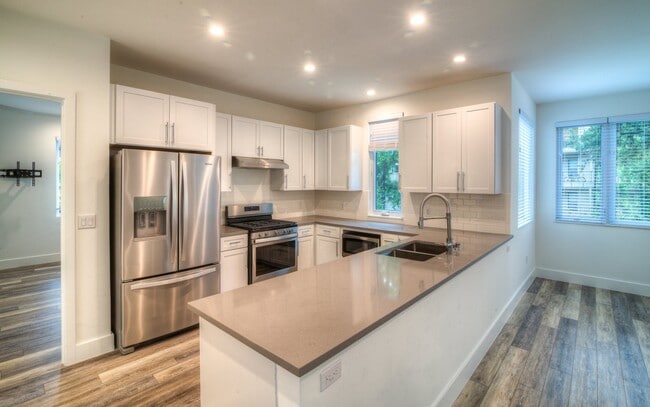 Photo - 3111 Walling Dr