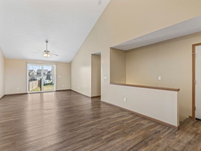 Photo - Beautiful Finishes in Newer Neighborhood