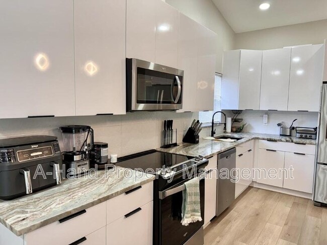 Photo - 15912 Indian Wells Ct