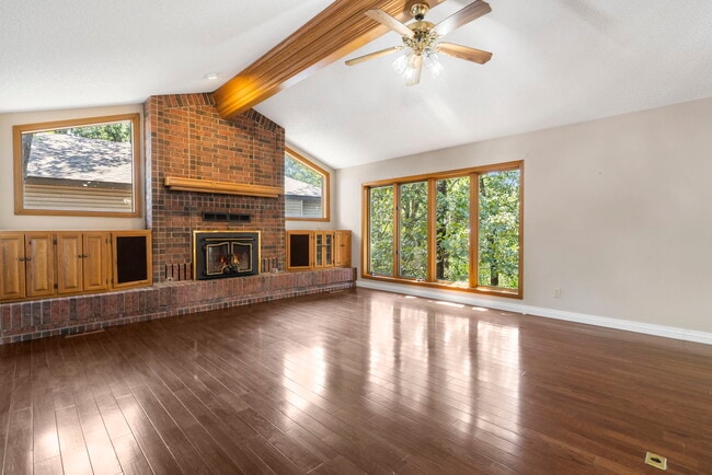 Photo - 30 Kensington Dr