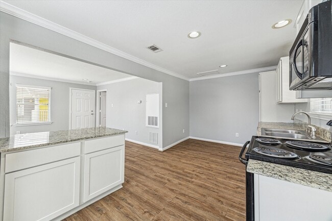 Photo - 1548 Ashland St Unidad 2