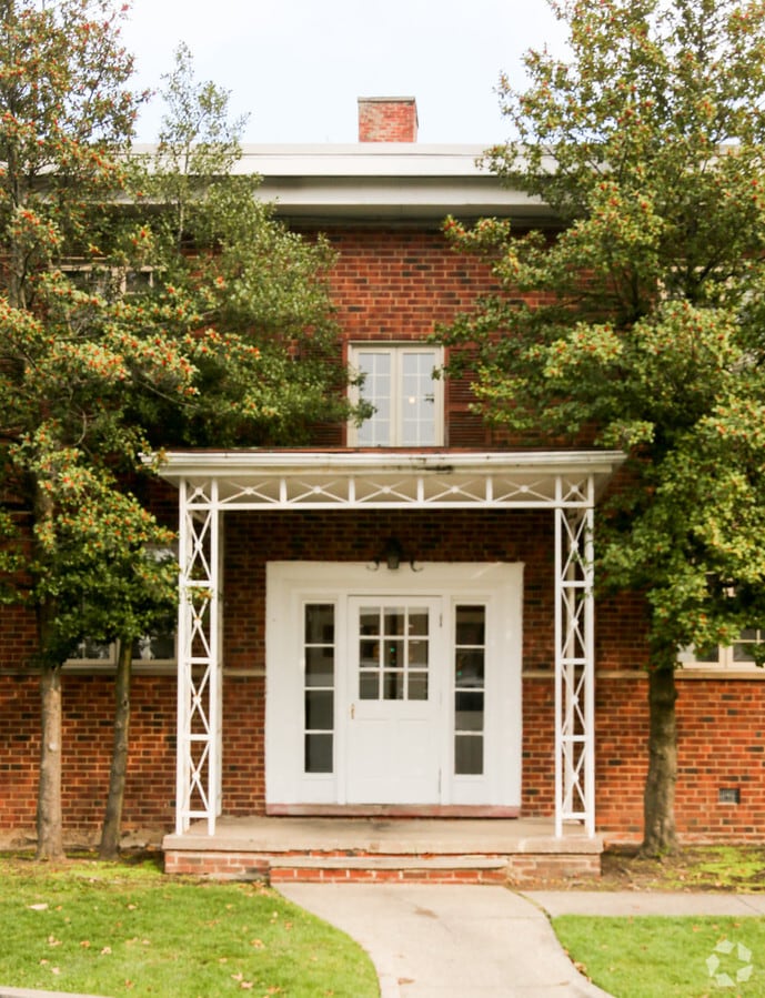 Photo - 2383 Noble Rd