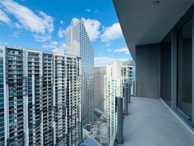 Photo - 300 Biscayne Blvd Way Unit 3908