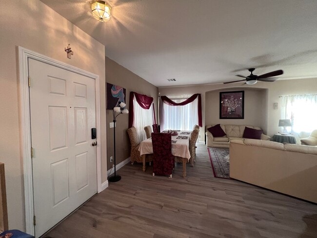Photo - SUNRISE MOUNTAIN 3 BEDROOM TOWNHOME