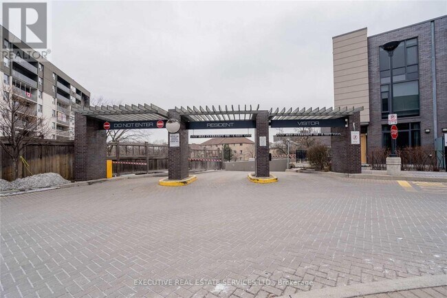 Photo - 9 Valhalla Inn Rd Unit 906