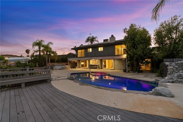 6758 Julie Ln