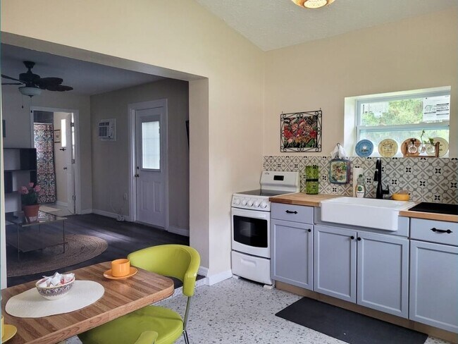 A tiny but mighty kitchen has everything you need to make a meal - 5114 33rd St E
