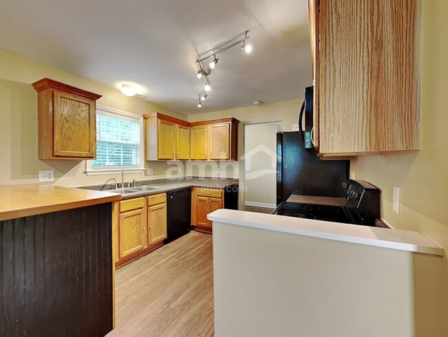 Photo - 3913 Lodgepole Ln