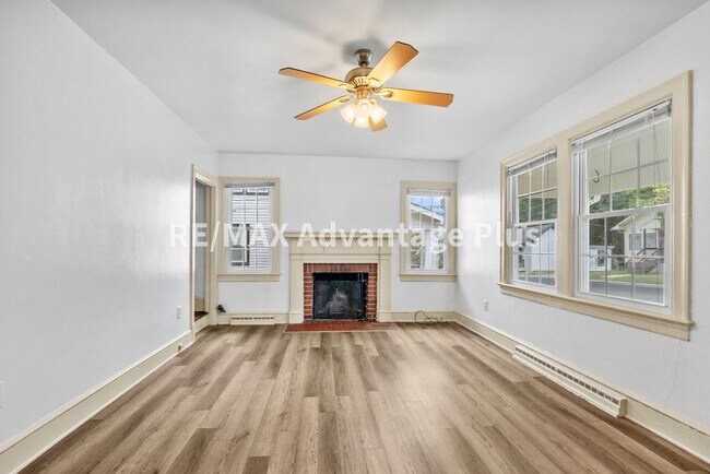 Photo - 3 Bedroom 2 Bath in Farmville!