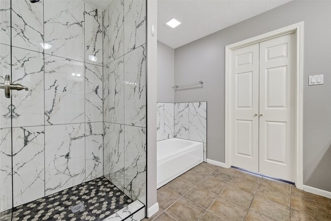 Photo - 1702 Bonnie Lea Ln