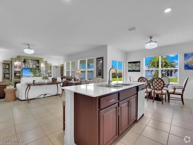 Building Photo - 2632 SW 8th Ct Rental