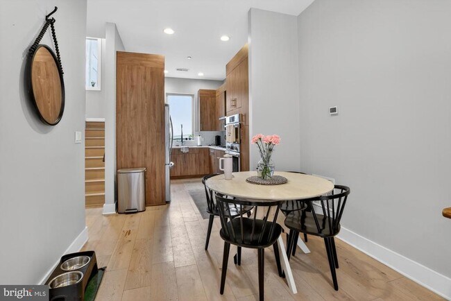 Photo - 151 N 2nd St