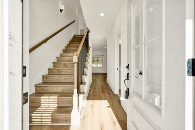 Photo - 385 Hungry Hollow Rd SE