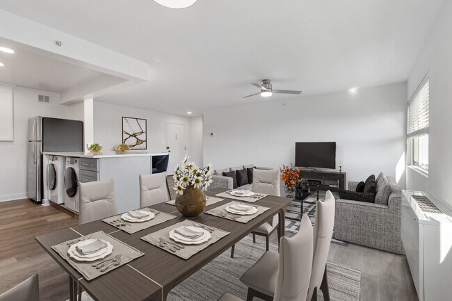 Photo - Ruxton Towers Apartments