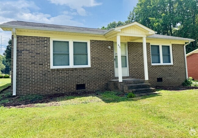 Building Photo - Move-in Ready! Rental