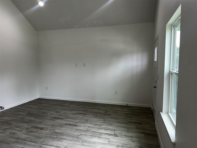 Photo - 16686 E Lynbrook
