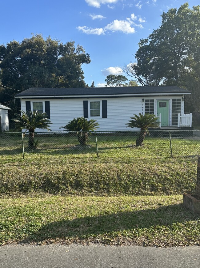 Photo - 4622 Suffolk Ave