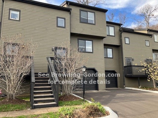 Two bedroom condo in Four Seasons! - Two bedroom condo in Four Seasons! Unit 421