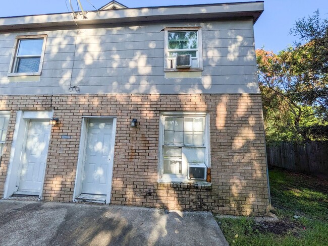 Photo - 315 Alabama Ave Unidad 327 Alabama- RTR 08/12/26