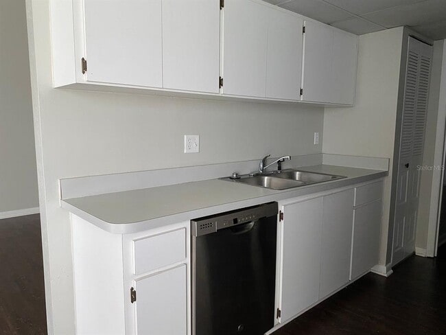 Photo - 2858 SW 39th Ave