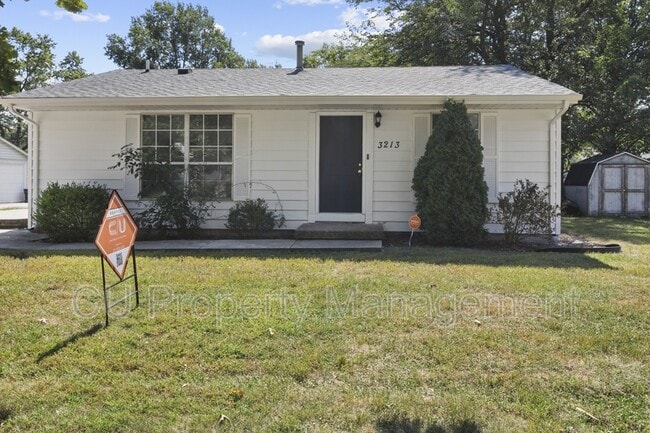 3213 York Dr