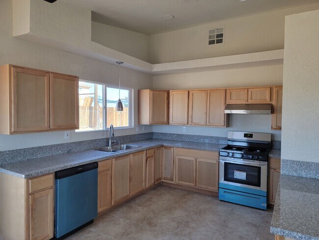 Photo - For Rent – 3 Bed / 2 Bath Single Family Ho...