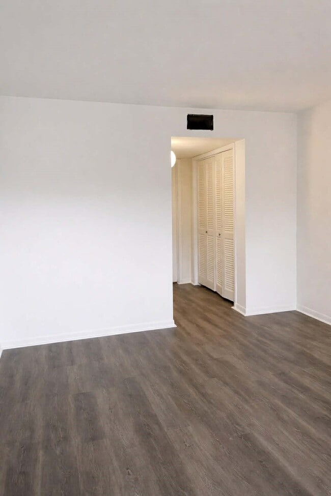 Photo - 3035 Walnut Bend Ln Unidad 26