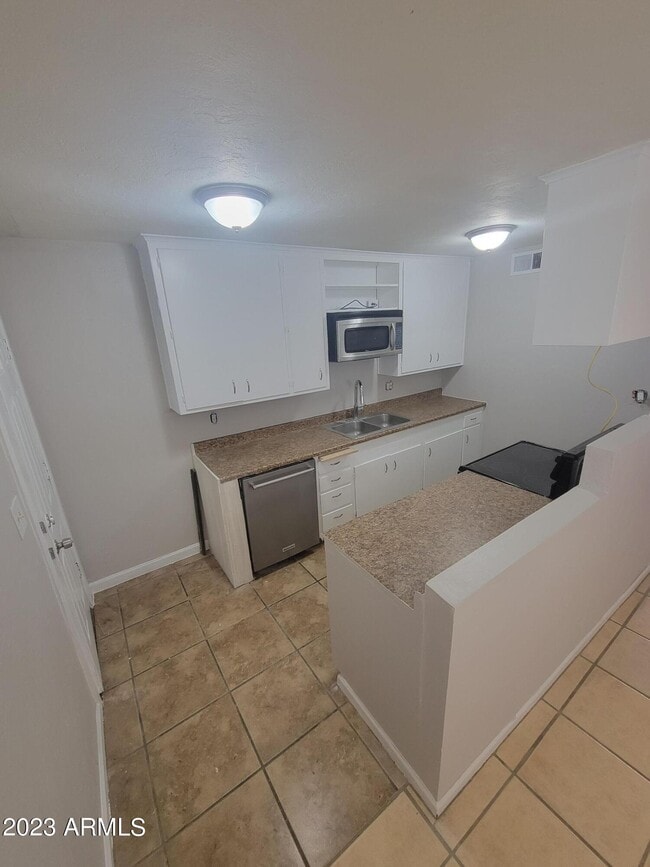 Photo - 6518 N 41st Ave