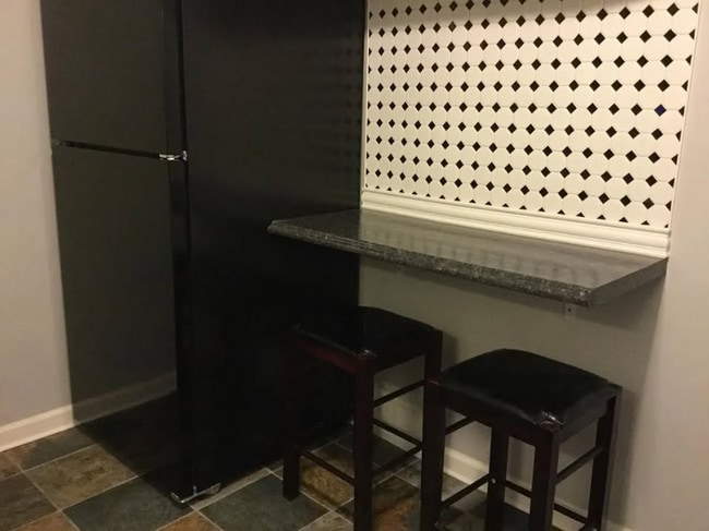 Photo - 733a Cribbs St