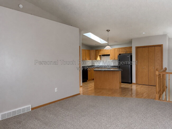 Photo - 4260 39th Ave S