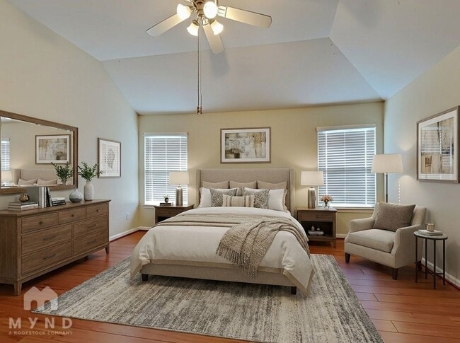 Photo - 807 Forest Star