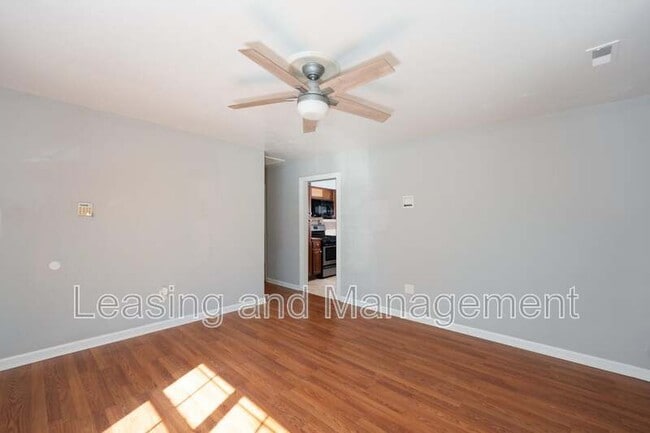 Photo - 1737 Bozo Ln