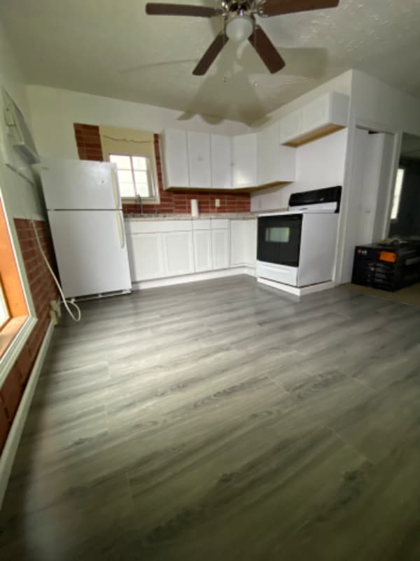 Photo - 1869 Marshall Ave