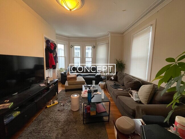 Photo - 839 Parker St Unit 3